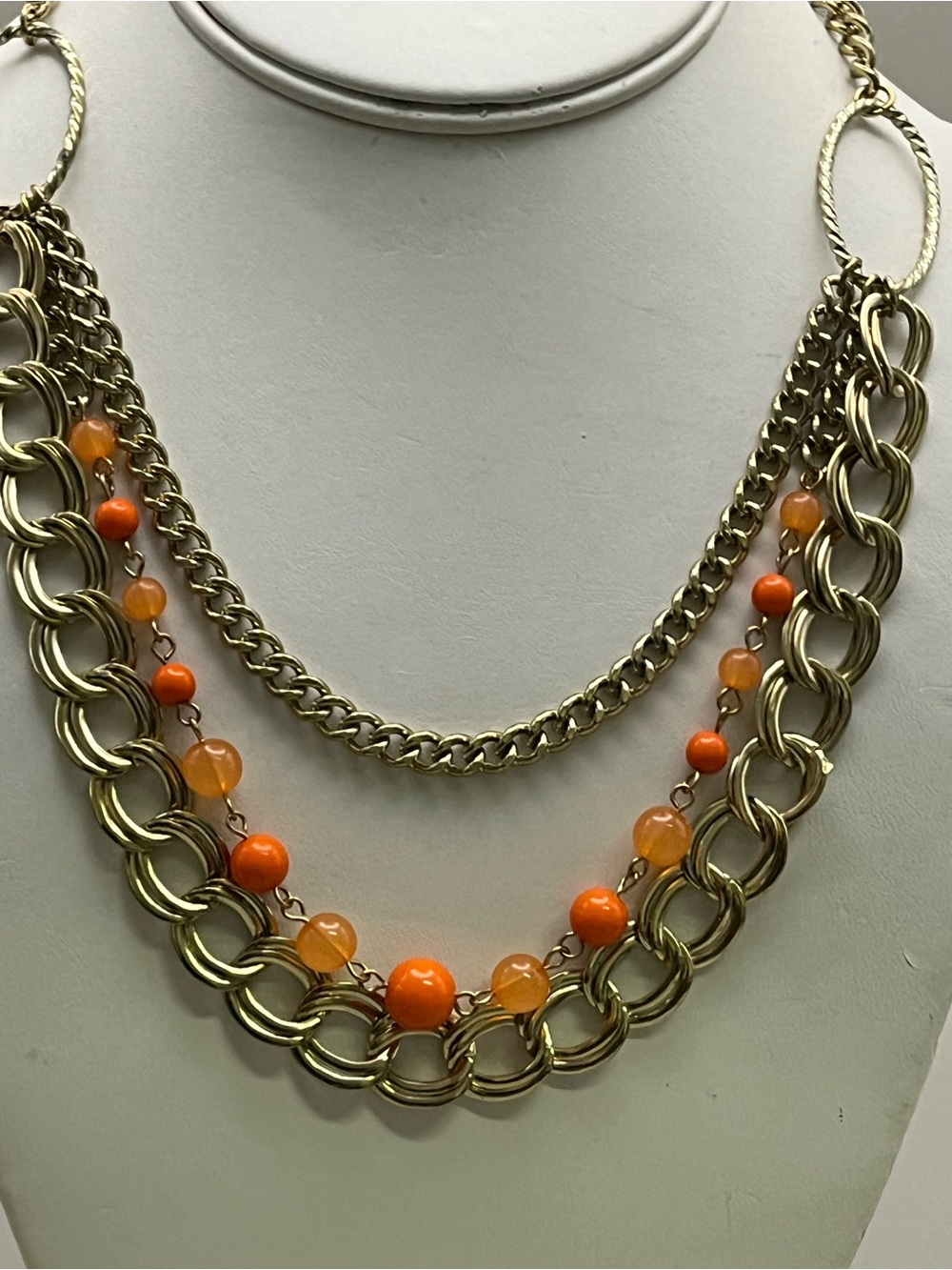NWT Jules B Gold Tone Chunky Chain Statement Necklace Orange Beaded Layered Bib